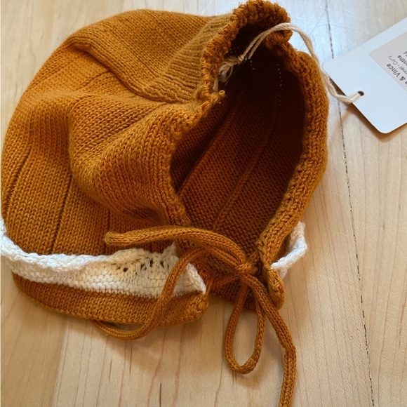 Fin & Vince Adeline Mustard Knitted Bonnet - Picture 4 of 9